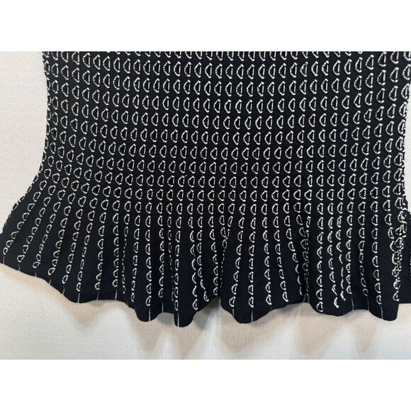 Ann Taylor Women's Tank Top Stretch Size SP Black White Embroidered Sleeveless - Picture 10 of 10